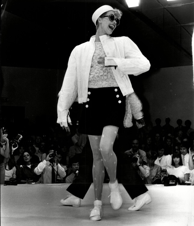 A márka a 80-as évek felszabadult divatjára is nagyon ráérzett