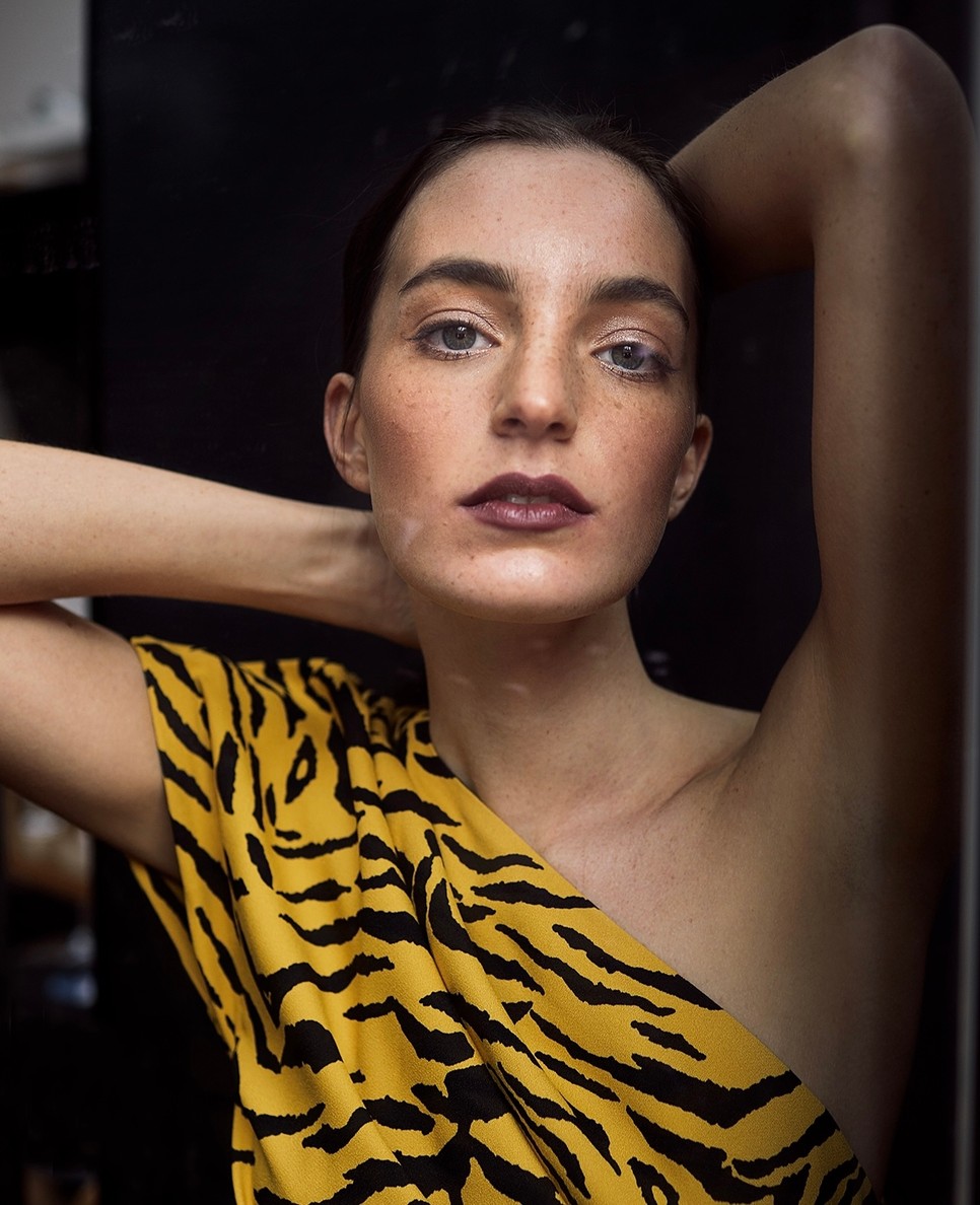 Cikkünk szerzője, Balázs Luca sikeres modell, aki tudatosan építi karrierjét a közösségi médiában is