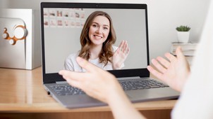 A digitális világ árnyoldala, amiről senki nem beszél: így hat a harmadik helyek eltűnése a mentális egészségünkre és a szociális kapcsolatainkra