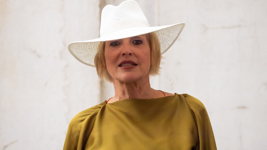 A 67 éves Sharon Stone a mellbimbóját is megmutatta legújabb fotózásán