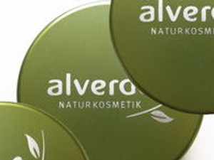 Sminkelj ásványi eredetű termékekkel