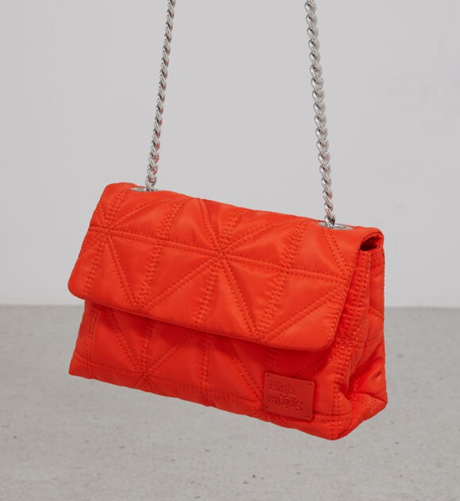 Táska SPRINGFIELD 20 995 Ft GLAMOUR-napokon 16 795 Ft