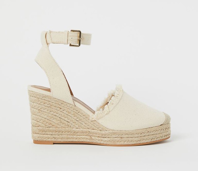 Éksarkú szandál H&M 8990 Ft GLAMOUR-napok alatt 20% kedvezmény