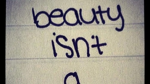 Plus size divattrükkök - meríts ihletet az utcán!