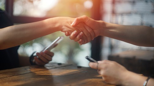 Tippek, tanácsok, szabályok: így tehetsz profi első benyomást!