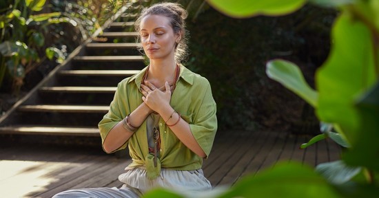 Javítsd az emésztésed bolygóideg-gyakorlatokkal: énekelj, zuhanyozz, nevess!