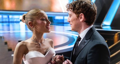 Ariana Grande párja, Ethan Slater árulkodó posztban reagált a szakításukról szóló hírekre