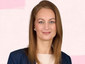 Ez a 3 szín Forsthoffer Ágnes stílusának titka: a divatszerkesztő szerint mindenkinek jól állnak
