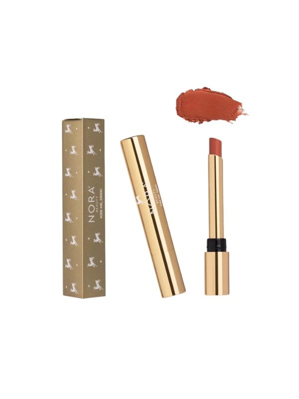 Az új Nora Beauty Stiletto rúzsok egy réteg felvitelével tartós fedést biztosítanak, a gyönyörű matt hatás eleganciát kölcsönöz, míg az arany csomagolás praktikus stiletto formát rejt, amely megkönnyíti a felvitelt. Hat árnyalat közül választhatunk, köztük nude, rózsaszín és csábító piros tónusokkal, melyek minden alkalomra tökéletes választást kínálnak. - Stiletto ajakrúzs (Nude Dance) NORA BEAUTY 4299 Ft 