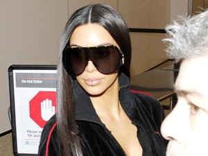 Kim Kardashian szerint újra jön a piercing, nem is akárhol
