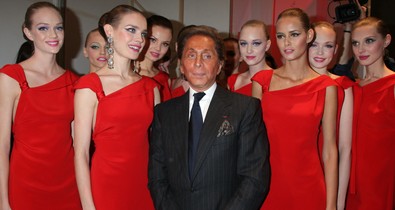 19 zseniális ruha Valentino életművéből, ami megváltoztatta azt, amit a divatról gondolunk