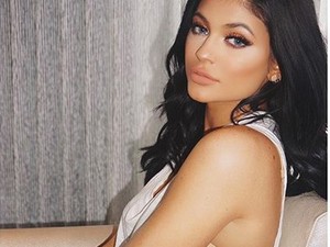 Hosszú, bulis esték? A bőröd is elfáradhat!