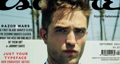 Robert Pattinson megérkezett! És szívdöglesztő!