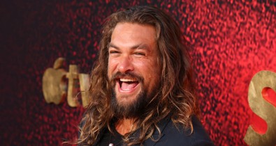 Jason Momoa táncába még mi is belepirulunk