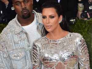 Sokk! Ezért menekültek Kim Kardashianék Kubából!