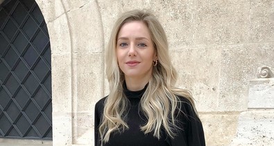 Ülő munkához Fuller Bianka bevállalja az extrább cipőket is