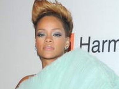 Popsztár pótolja a szupermodellt?