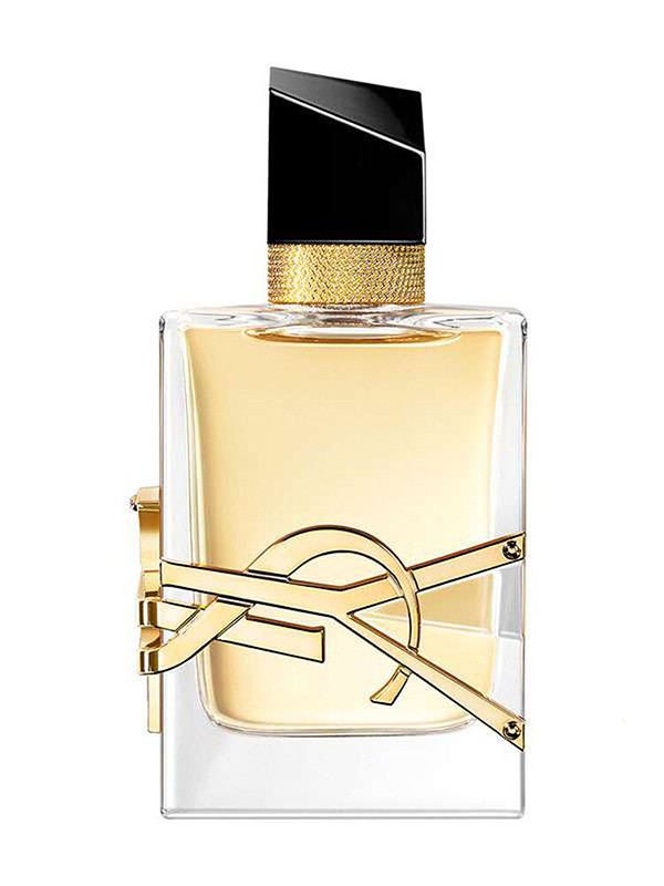 *Maróy Krisztina, főszerkesztő*Libre edp YSL 28900 Ft/50 ml (578 Ft/1 ml)Nagyon sokáig egy Vivienne Westwood illatot, a Boudoir-t használtam, és semmi nem tudta helyettesíteni, mindaddig, amíg meg nem érkezett az YSL Libre illat. Annyira kifejezi a személyiségem, hogy mielőtt elfogyna, veszek egyet. Van benne némi kiszámíthatatlanság, de alapvetően egy bájos, virágos illat, afféle tüzesvíz, olyan, mint én. Nem bírom sokáig az unalmat, és ez az illat csupa izgalom. A szabadság illatára egyébként is nagyobb szükségünk van mostanában, mint valaha.