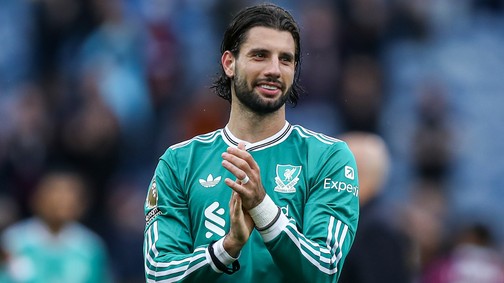 Szoboszlai Dominik felesége gyönyörű fotót mutatott a kislányukról, már most igazi kis tündér a pici