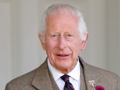 Mégis történik? Károly királyról ennél bizarrabb fotó nem is készülhetett volna