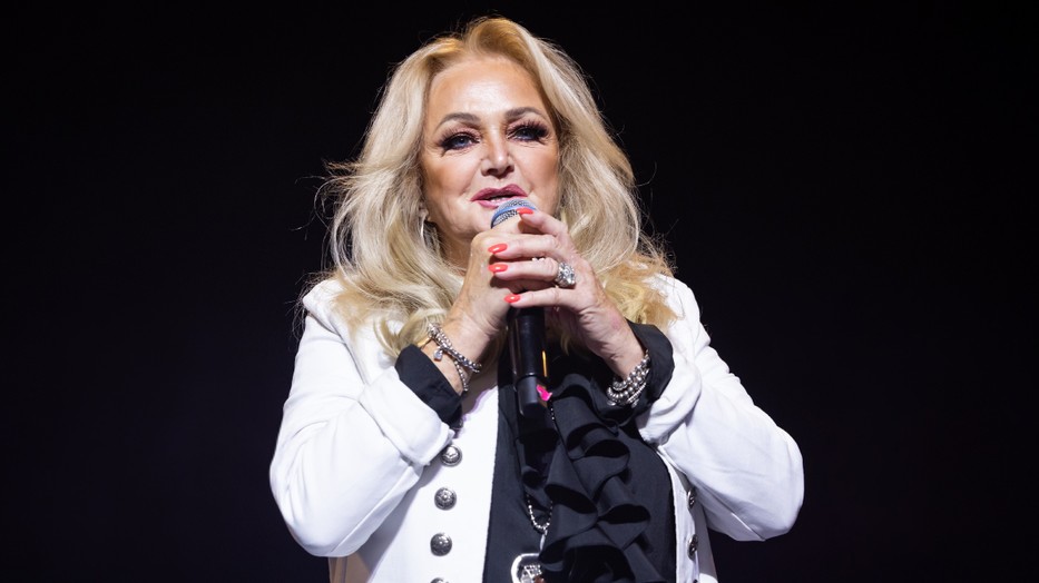 Bonnie Tyler hetek óta kórházban van