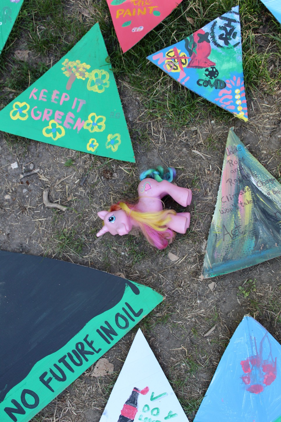 A transzparenseken bármit üzenhetnek a Sziget fesztiválozói