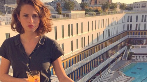 Feltűnik? Ennek az Instagram profilnak sokkol a rejtett üzenete