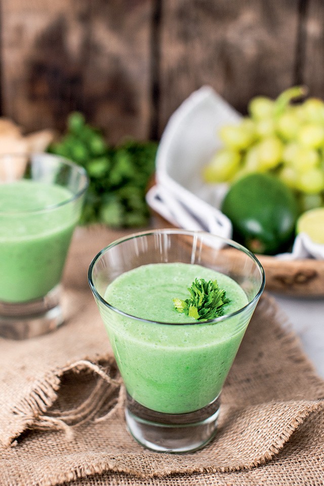 Tavaszi vitalizáló turmix Marton Adrienn ajánlásával