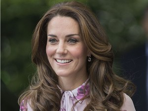 Nagyon nem tetszik az internetnek Kate Middleton ruhája