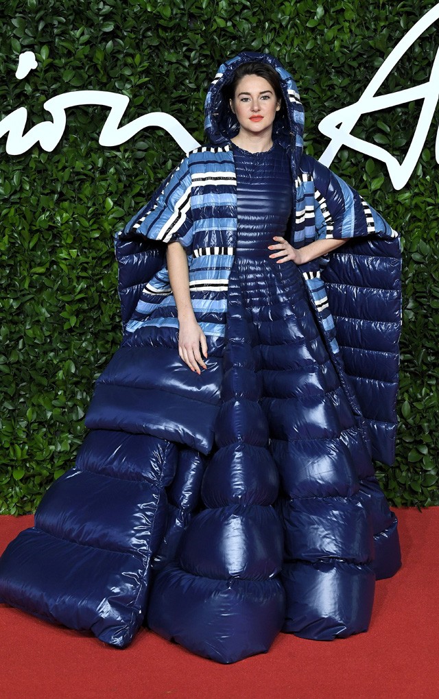 Shailene Woodley viselte a legextrémebb és egyben a legmelegebb ruhát a vörös szőnyegen