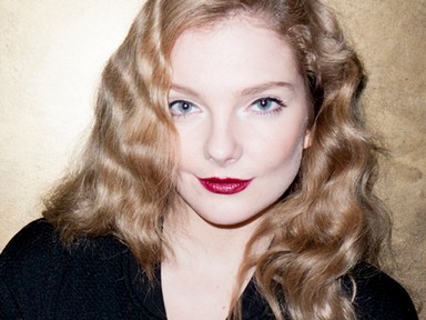 Fáradt szőkén is ragyog Mihalik Enikő