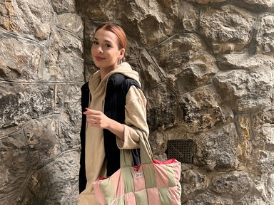 Szécsi Böbe énekesnő az őszi kényelem mellett döntött