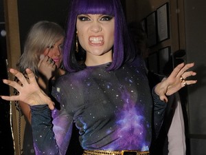 Tevepatájával sokkolt a fiatal popsztár!