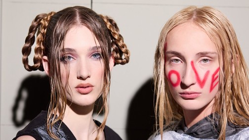 Mutatjuk a szezon legütősebb hajtrendjeit, egyenesen a divathét kifutóiról