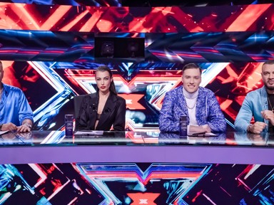 Drámai pillanatokkal zárult az X-Faktor harmadik élő show-ja: az elődöntő előtt esett ki a két legnagyobb esélyes