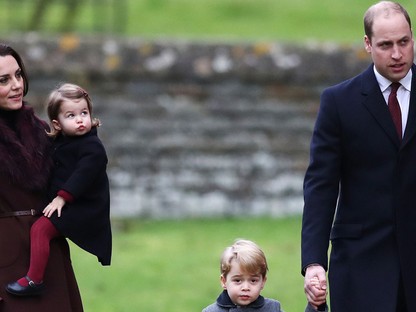 Imádnivaló karácsonyi fotó: Kate Middleton és Vilmos herceg és a kis hercegek