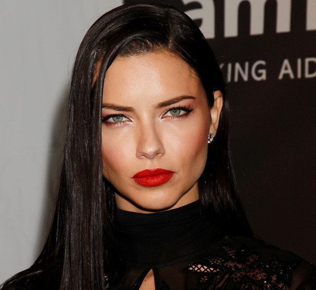 Adriana Lima Amfar 2017