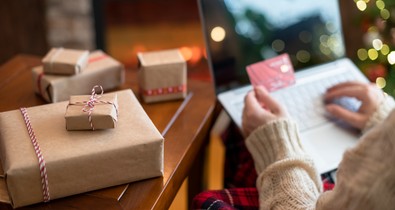 Szerezd be kuponokkal a karácsonyi ajándékokat: jön a GLAMOUR-napok X-mas Week!