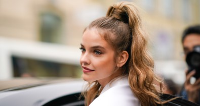 Palvin Barbara bevállalta élete legnagyobb dekoltázsát