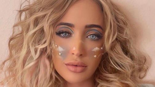 Meghalt Avicii exbarátnője, borzalmas dolog okozta a tragédiát