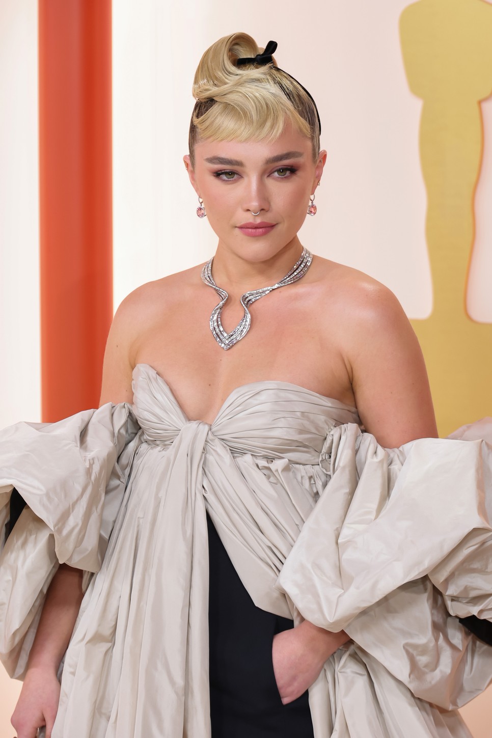 Florence Pugh különleges frizurája remekül feldobja a megjelenését