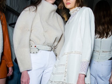 Itt a tél és egyben a maxi csizma-szezon! Mutatjuk a legtrendibb darabokat