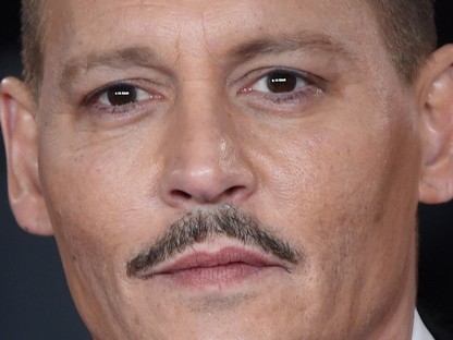 Johnny Depp testőrei pereskednek: velük szállíttatta a drogot a színész