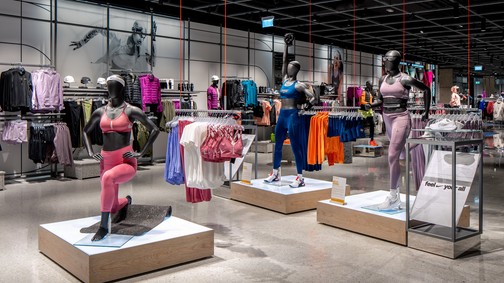 Európában egyedülálló Nike márkabolt nyílt a Westendben