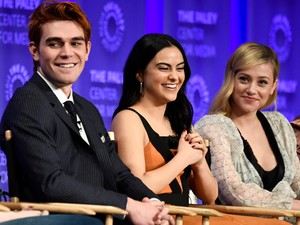 Meglepő fordulat a Riverdale harmadik évadjával kapcsolatban!