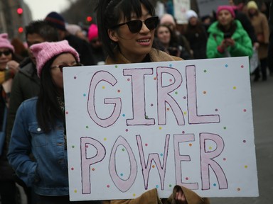 „Hatalomról van szó és azokról, akik nem akarják feladni” – Evelyn Regnert, az Európai Parlament nő jogi bizottságának elnökét kérdeztük a nők helyzetéről Európában