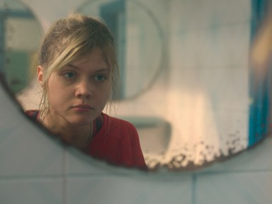 22 éves, és már megkapta a Magyar Filmkritikusok legjobb női főszereplőjének díját - Ismerd meg Román Katalint