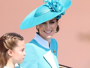 Katalin hercegné született királynőként jelent meg Károly király születésnapján, valósággal beragyogta az év legparádésabb eseményét