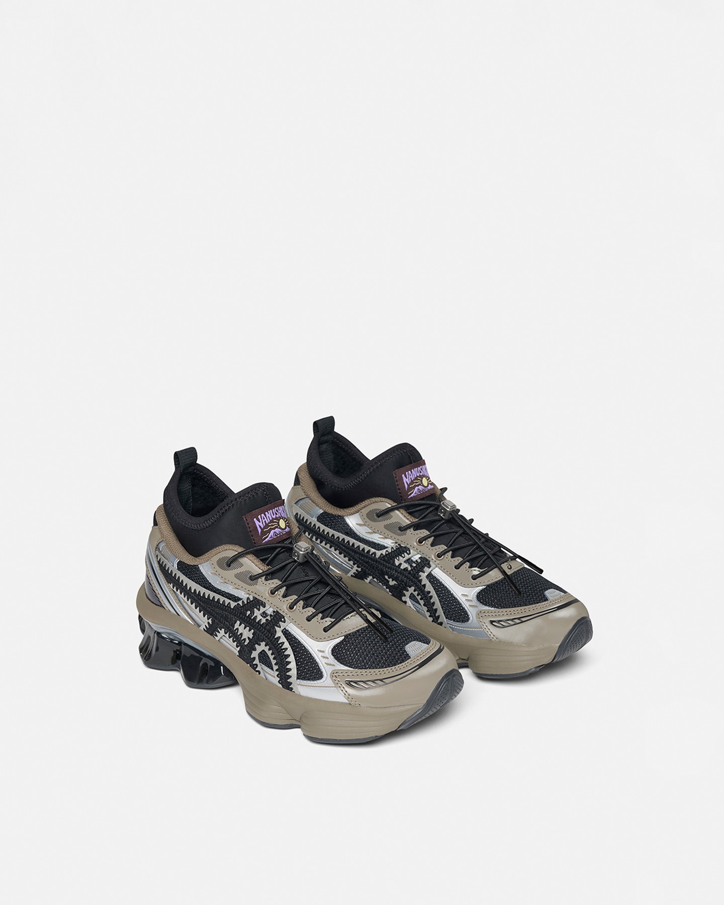 Nanushka X ASICS modell