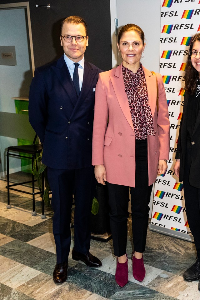 Kate Middleton, Letícia királynő és Viktória hercegnő is rajong ezért a vagány szettért